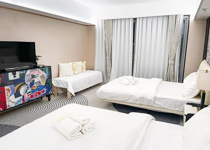 Apartment Luxury 4br Penthouse Across Of Dreams Manila