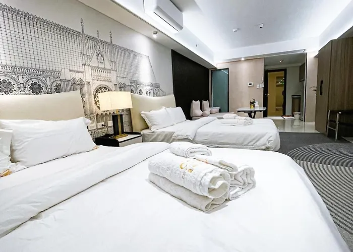 Apartment Luxury 4br Penthouse Across Of Dreams Manila