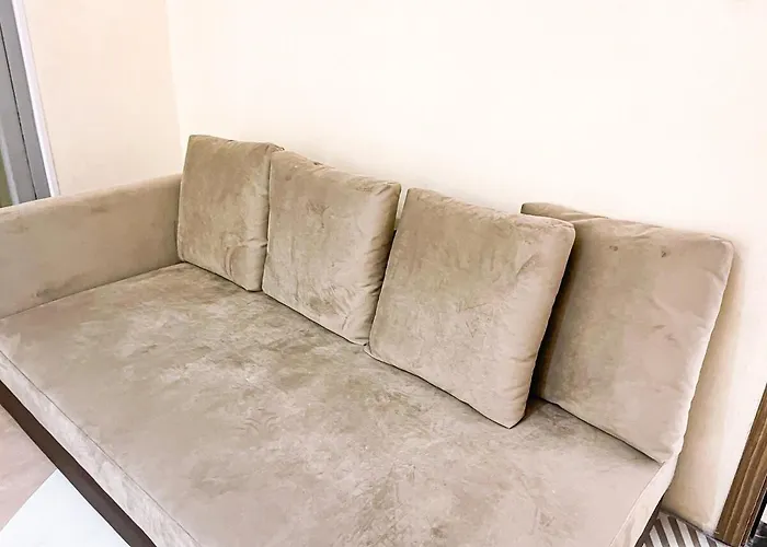Apartment Luxury 4br Penthouse Across Of Dreams Manila
