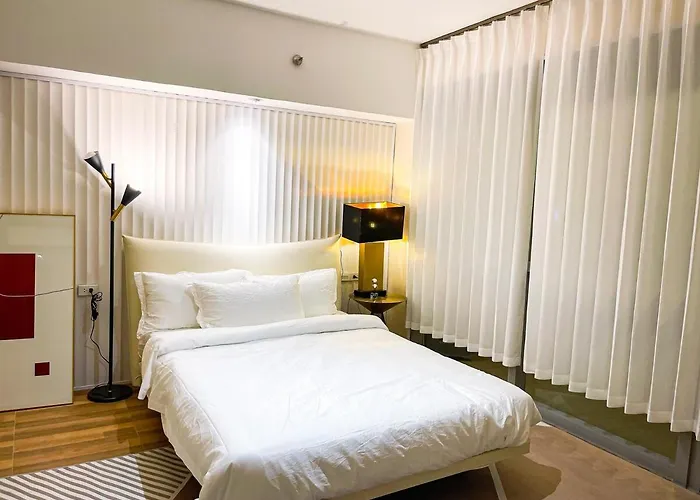 Luxury 4br Penthouse Across Of Dreams Apartment
