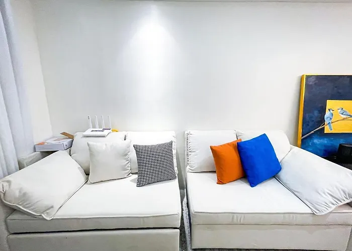 Luxury 4br Penthouse Across Of Dreams Apartment Manila